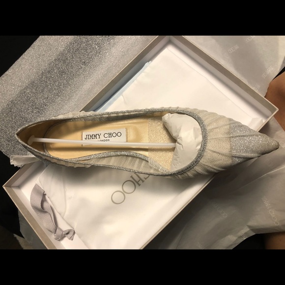 Beautiful Jimmy Choo Love Flat - Picture 16 of 16